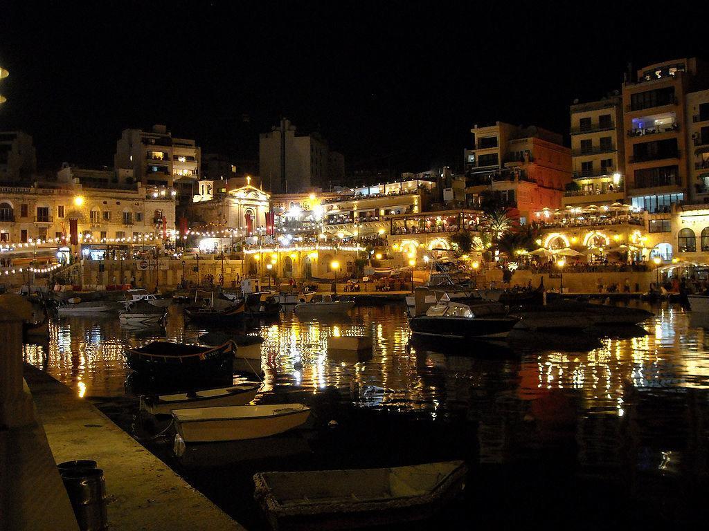 Spinola Seafront Apartment St. Julian's Pokój zdjęcie
