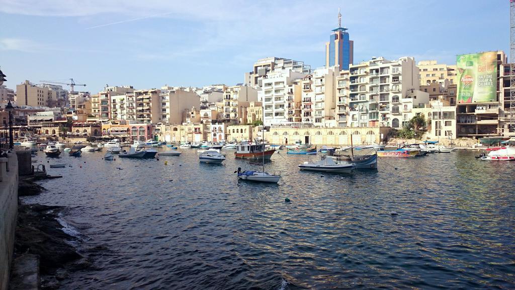 Spinola Seafront Apartment St. Julian's Pokój zdjęcie