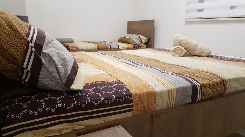 Spinola Seafront Apartment St. Julian's Zewnętrze zdjęcie